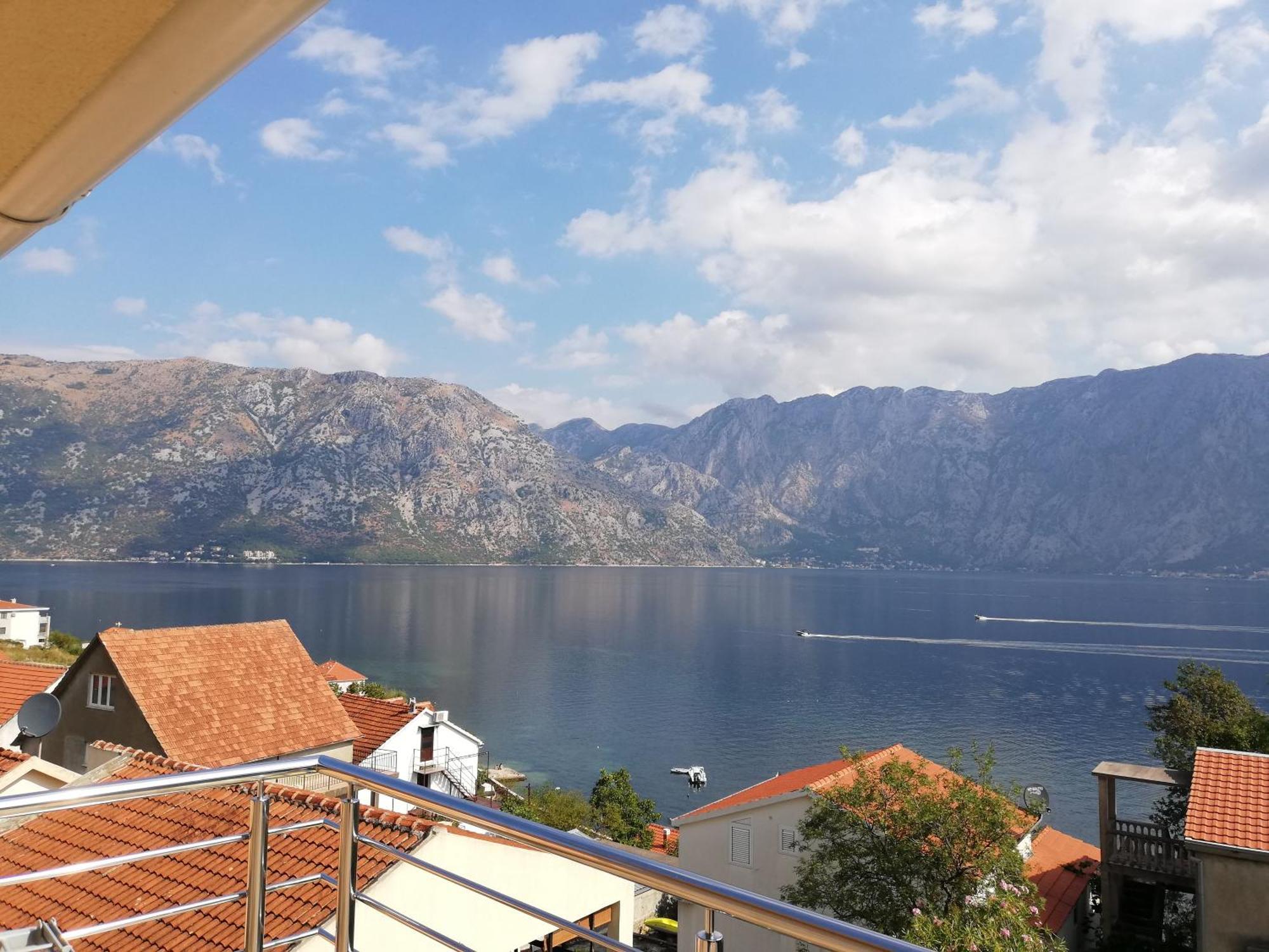 Ruza Apartments Kotor Exterior foto
